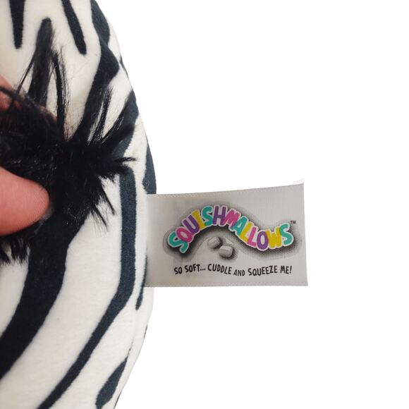 Kellytoy Squishmallows 8" Freddie The Zebra Valentine's Day Hearts 2020 Edition - Picture 3 of 8
